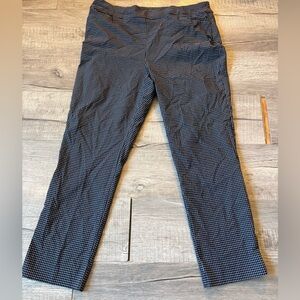 Chicos Slimming Women Pants‎ Size 2.5 14R Straight Navy Dress Pants stylish